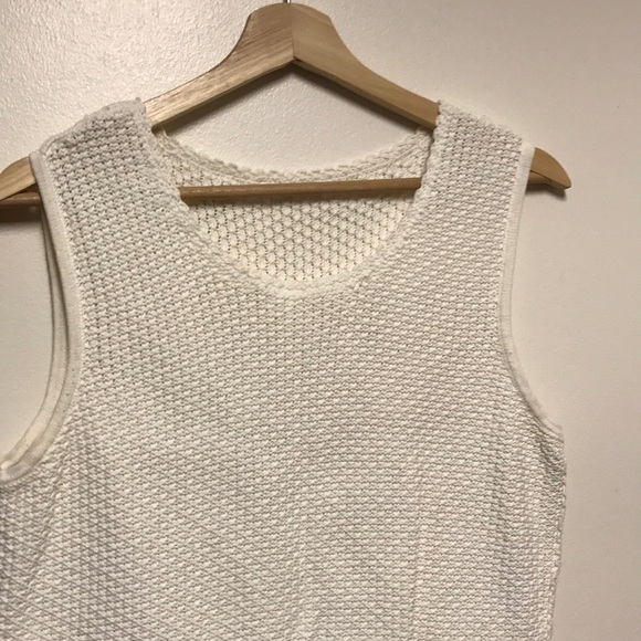 Cute knit summer tank top - Picture 2 of 2